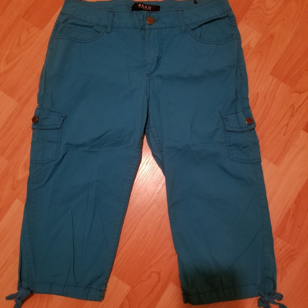 Blue capris